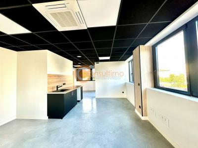 Louer Bureau 75 m2 Talence