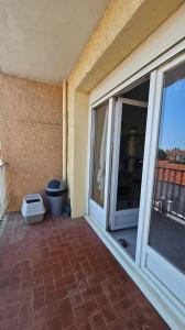 For sale Narbonne 2 rooms 39 m2 Aude (11100) photo 2