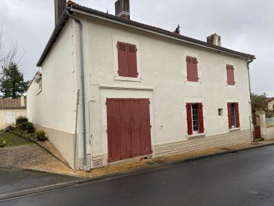 For sale Saint-laurent-de-ceris 9 rooms 218 m2 Charente (16450) photo 3