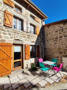 For sale Saint-antheme 5 rooms 137 m2 Puy de dome (63660) photo 2