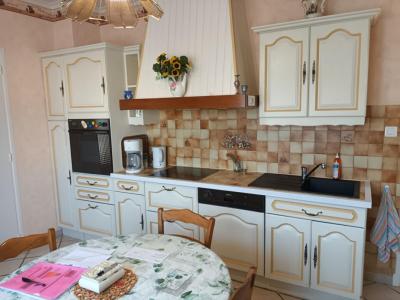 For sale Gueugnon 4 rooms 97 m2 Saone et loire (71130) photo 3