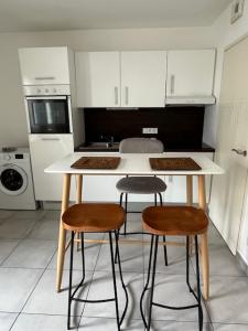 For rent Sables-d'olonne 1 room 31 m2 Vendee (85100) photo 2