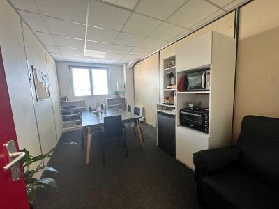 For sale Petit-quevilly 7 rooms 177 m2 Seine maritime (76140) photo 3