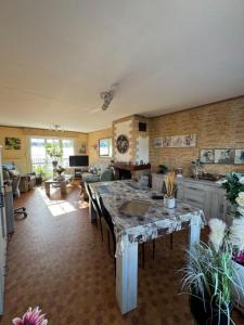 Life-annuity Thiant 4 rooms 95 m2 Nord (59224) photo 3