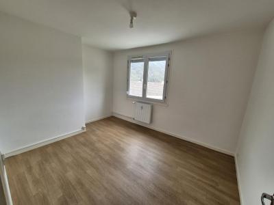 Louer Appartement Bogny-sur-meuse Ardennes