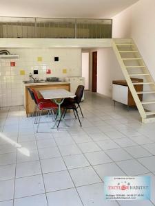 For sale Bully 2 rooms 1020 m2 Rhone (69210) photo 2