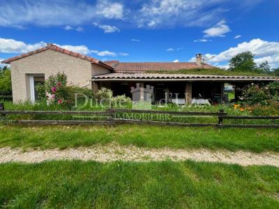 For sale Uzes 5 rooms 90 m2 Gard (30700) photo 1