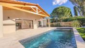 For sale House Uzes  119 m2 4 pieces