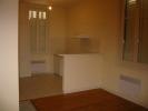 For rent Apartment Bordeaux  35 m2 2 pieces