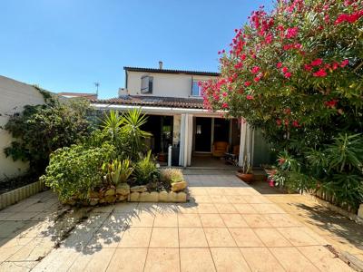 For sale Fos-sur-mer 5 rooms 104 m2 Bouches du Rhone (13270) photo 2