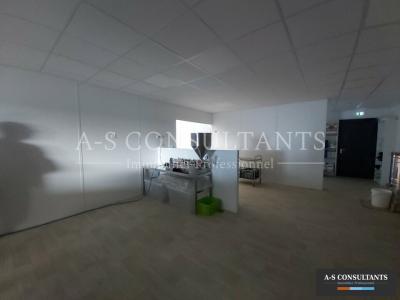 For rent Marcilloles 290 m2 Isere (38260) photo 3