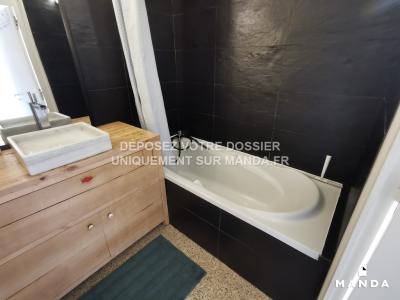 Louer Appartement Saint-etienne 295 euros