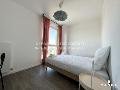 Louer Appartement 10 m2 Evry