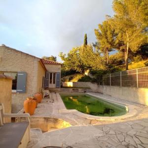 For sale Marignane 4 rooms 115 m2 Bouches du Rhone (13700) photo 0