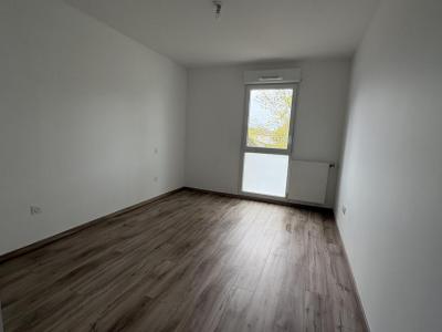 For rent Toulouse 3 rooms 76 m2 Haute garonne (31200) photo 3