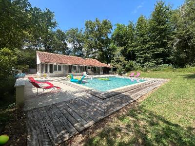 For rent Noaillan 5 rooms 120 m2 Gironde (33730) photo 0