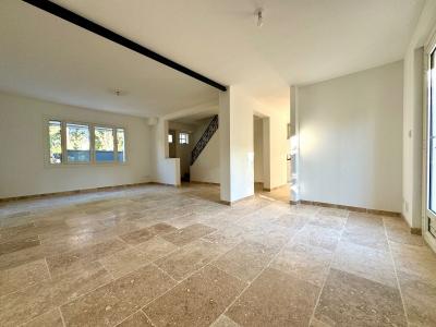 For sale Beziers 4 rooms 86 m2 Herault (34500) photo 2