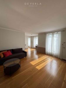 For sale Paris-14eme-arrondissement 3 rooms 51 m2 Paris (75014) photo 0