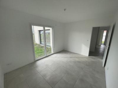 For sale Feurs 5 rooms 130 m2 Loire (42110) photo 4