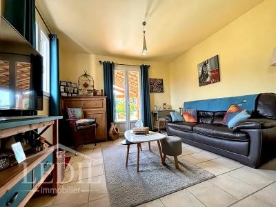 For sale Agen 3 rooms 82 m2 Lot et garonne (47000) photo 1