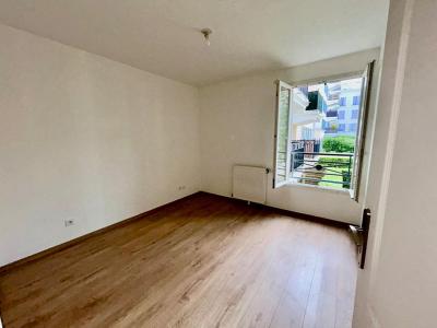 Acheter Appartement Plessis-robinson 369000 euros