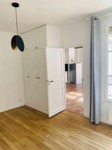 For sale Paris-5eme-arrondissement 2 rooms 43 m2 Paris (75005) photo 3