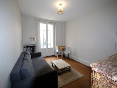 Louer Appartement 61 m2 Saint-etienne