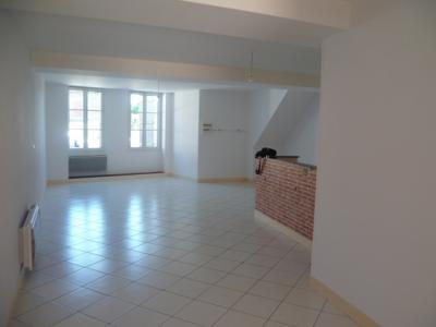 For rent Varzy 2 rooms 70 m2 Nievre (58210) photo 1