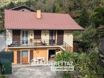 For sale Cluses 6 rooms 109 m2 Haute savoie (74300) photo 0