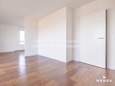 Louer Appartement 60 m2 Saint-cyr-l'ecole