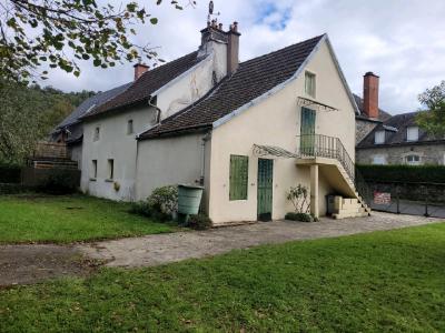 For sale Champs-sur-tarentaine-marchal CHAMPS SUR TARENTAINE 8 rooms 120 m2 Cantal (15270) photo 1