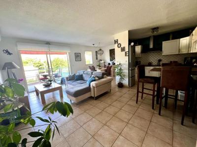 For sale Istres 4 rooms 81 m2 Bouches du Rhone (13800) photo 1