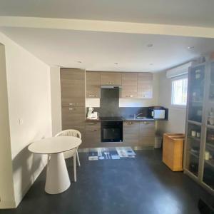 For sale Montpellier 2 rooms 40 m2 Herault (34000) photo 3