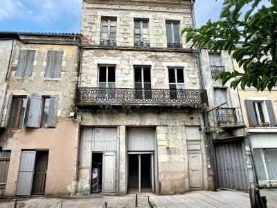 For sale Agen 16 rooms 440 m2 Lot et garonne (47000) photo 0