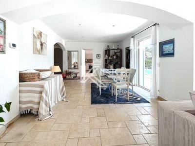 For sale Saint-raphael 5 rooms 156 m2 Var (83700) photo 2