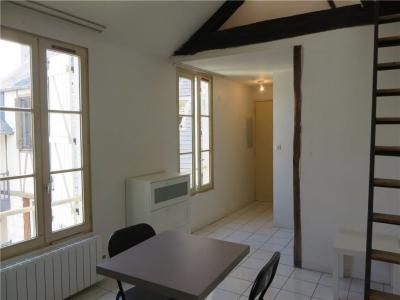 For rent Bourges 1 room 24 m2 Cher (18000) photo 2