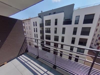 For rent Lyon-9eme-arrondissement 4 rooms 75 m2 Rhone (69009) photo 2