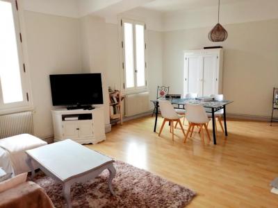 For rent Avignon 3 rooms 67 m2 Vaucluse (84000) photo 0