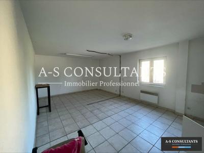 Louer Commerce 1000 m2 Bourg-les-valence