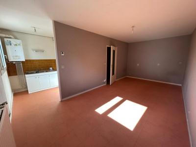 For rent Argenton-sur-creuse 1 room 31 m2 Indre (36200) photo 2