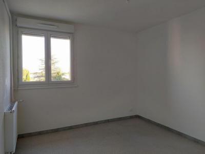 For sale Avignon 4 rooms 77 m2 Vaucluse (84000) photo 2