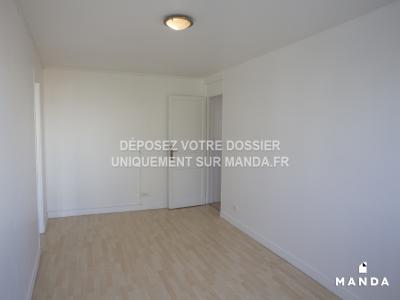 Louer Appartement Stains 937 euros