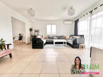 For sale Saint-jean-de-vedas 4 rooms 98 m2 Herault (34430) photo 2