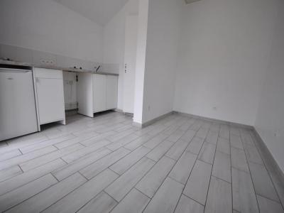 For sale Clayes-sous-bois 1 room 14 m2 Yvelines (78340) photo 1