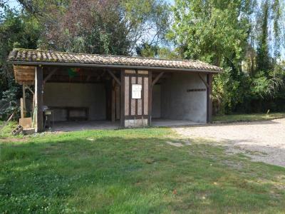 For sale Montpon-menesterol 10 rooms 274 m2 Dordogne (24700) photo 1