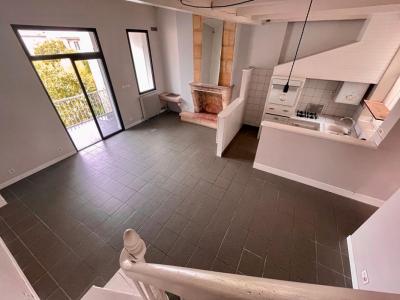 For sale Bordeaux 3 rooms 78 m2 Gironde (33000) photo 2