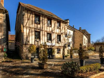 For sale Segur-le-chateau 11 rooms 255 m2 Correze (19230) photo 0