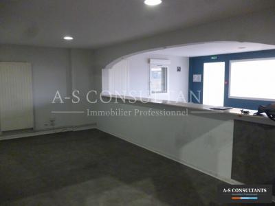 For rent Valence 370 m2 Drome (26000) photo 2