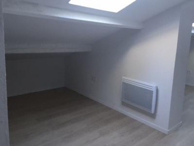 Annonce Location 3 pices Appartement Cavignac 33