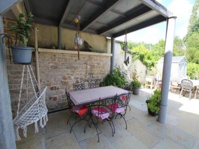 For sale Tournus 4 rooms 138 m2 Saone et loire (71700) photo 2